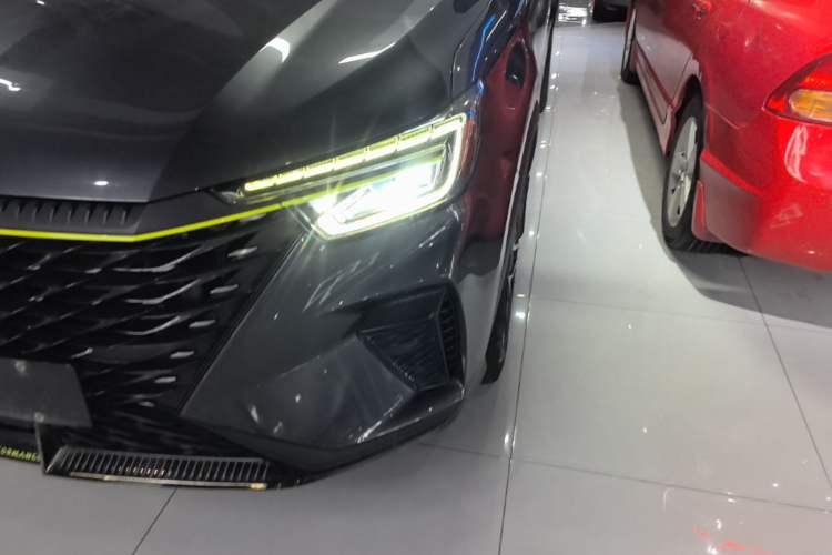 Used Roewe RX5 2021 PLUS 330TGI Automatic National Trend Intelligent Deluxe Edition Left Front Headlight