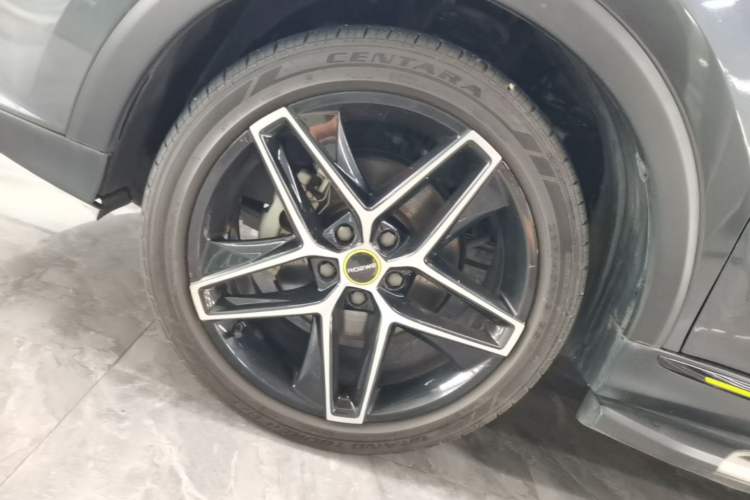 Used Roewe RX5 2021 PLUS 330TGI Automatic National Style Smart Enjoyment Edition Left Front Wheel Hub