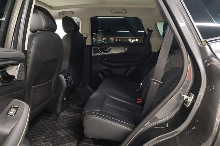 Used Roewe RX5 2021 PLUS 330TGI Automatic National Trend Intelligent Deluxe Edition Left Rear Seat
