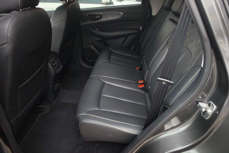 Used Roewe RX5 2021 PLUS 330TGI Automatic National Trend Intelligent Deluxe Edition Left Rear Seat