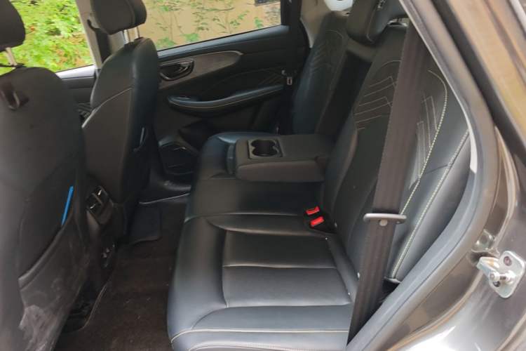 Used Roewe RX5 2021 PLUS 330TGI Automatic National Style Smart Luxury Edition Left Rear Seat