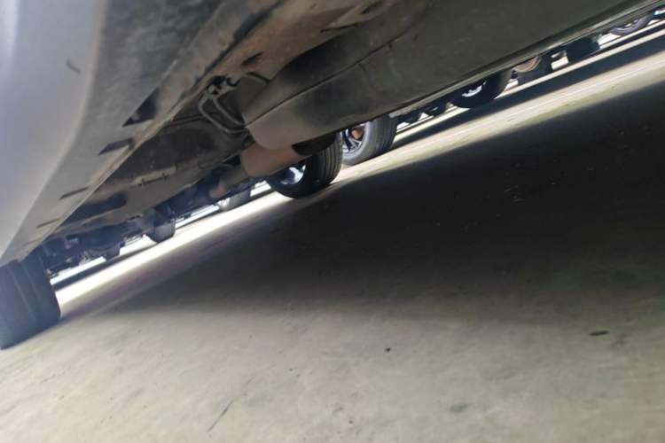 Used Roewe RX5 2021 PLUS 330TGI Automatic National Trend Intelligent Deluxe Edition Left Side Sill