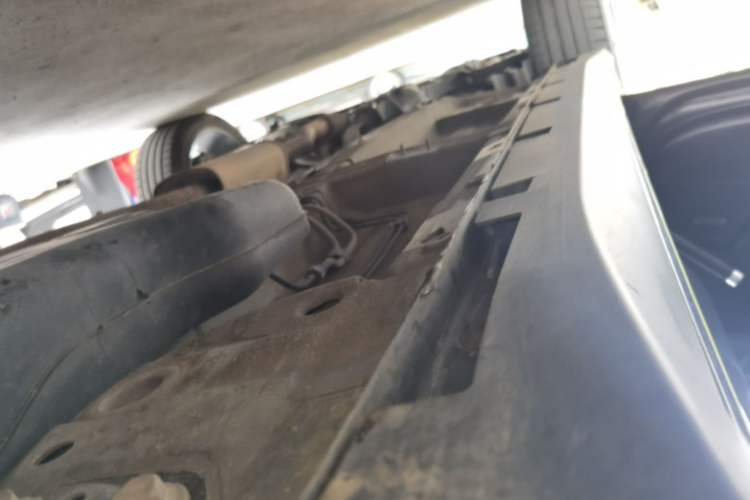 Used Roewe RX5 2021 PLUS 330TGI Automatic National Trend Intelligent Deluxe Edition Left Side Sill