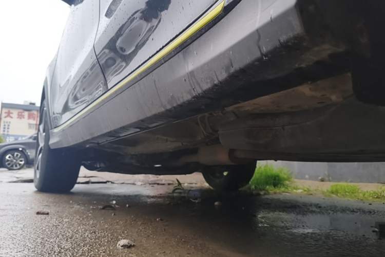 Used Roewe RX5 2021 PLUS 330TGI Automatic National Trend Intelligent Deluxe Edition Left Side Sill