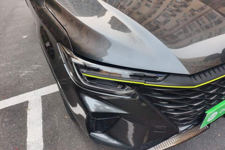 Used Roewe RX5 2021 PLUS 330TGI Automatic National Trend Intelligent Deluxe Edition Right Front Headlight