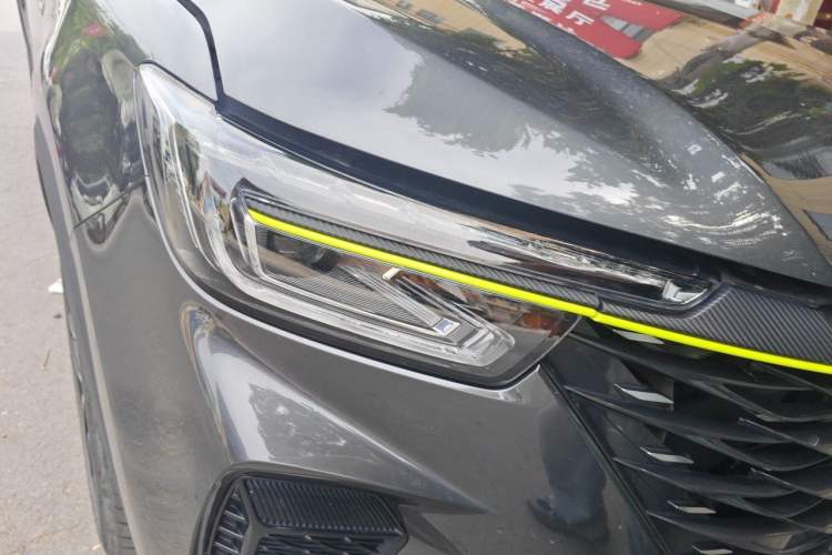 Used Roewe RX5 2021 PLUS 330TGI Automatic National Trend Intelligent Deluxe Edition Right Front Headlight