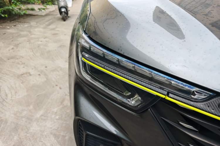 Used Roewe RX5 2021 PLUS 330TGI Automatic National Style Smart Luxury Edition Right Front Headlight