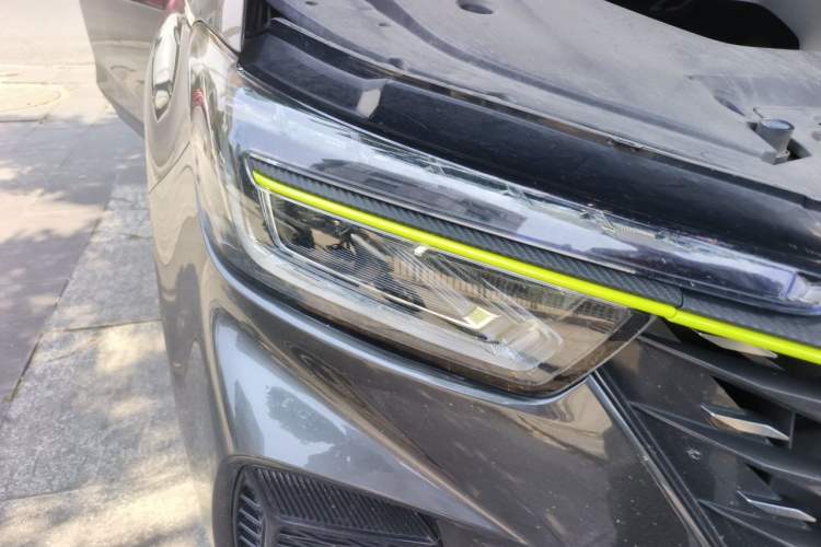 Used Roewe RX5 2021 PLUS 330TGI Automatic National Style Smart Enjoyment Edition Right Front Headlight