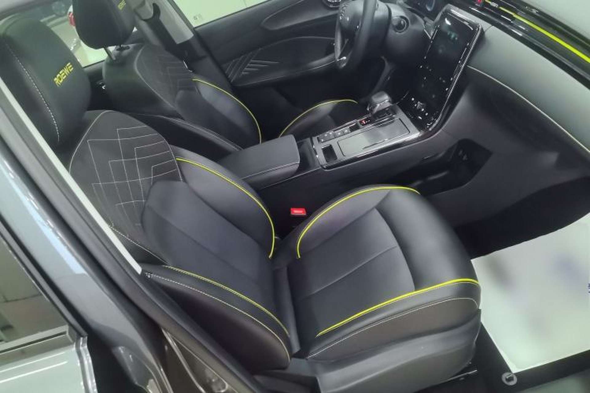 Used Roewe RX5 2021 PLUS 330TGI Automatic National Trend Intelligent Deluxe Edition Right Front Seat