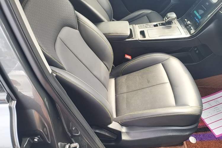 Used Roewe RX5 2021 PLUS 330TGI Automatic National Style Smart Enjoyment Edition Right Front Seat