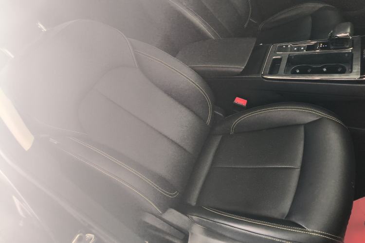 Used Roewe RX5 2021 PLUS 330TGI Automatic National Style Smart Enjoyment Edition Right Front Seat