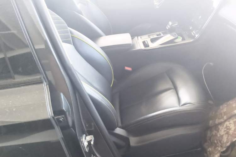 Used Roewe RX5 2021 PLUS 330TGI Automatic National Trend Intelligent Deluxe Edition Right Front Seat