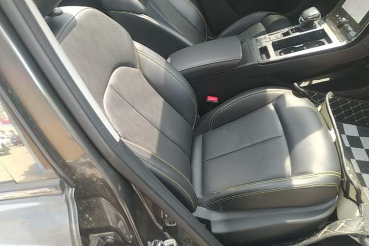 Used Roewe RX5 2021 PLUS 330TGI Automatic National Style Smart Enjoyment Edition Right Front Seat