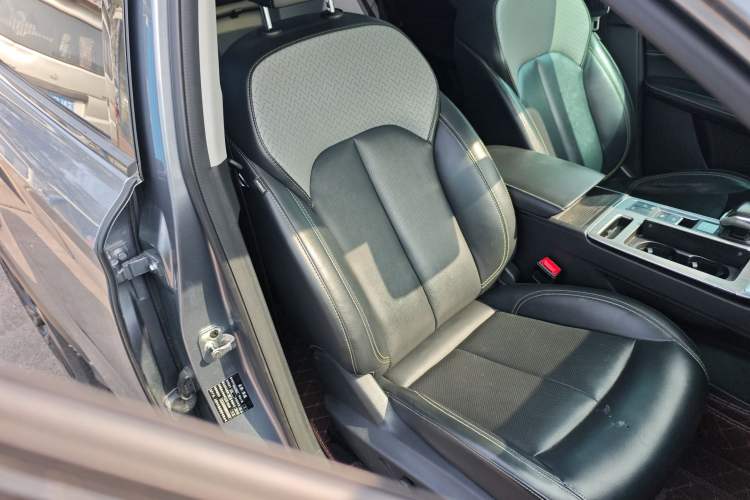 Used Roewe RX5 2021 PLUS 300TGI Automatic Ali National Trend Flagship Ronglin Edition Right Front Seat