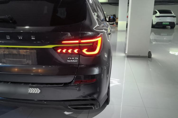 Used Roewe RX5 2021 PLUS 330TGI Automatic National Trend Intelligent Deluxe Edition Right Rear Taillight