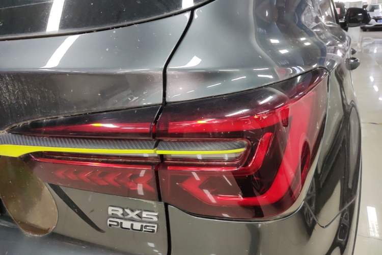 Used Roewe RX5 2021 PLUS 330TGI Automatic National Trend Intelligent Deluxe Edition Right Rear Taillight