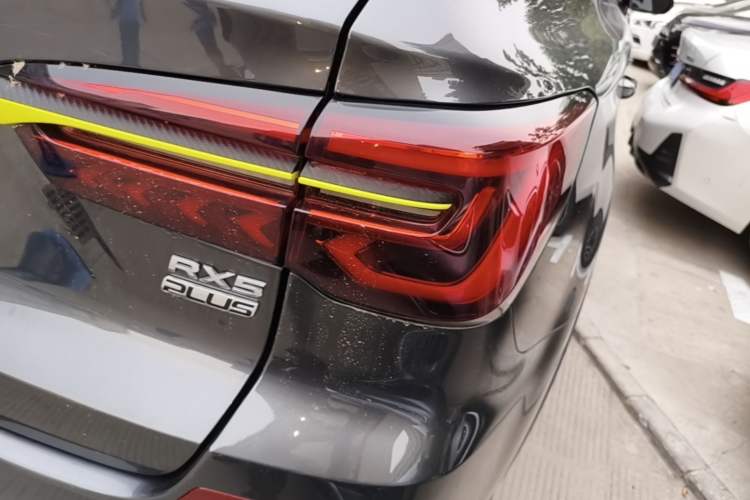 Used Roewe RX5 2021 PLUS 330TGI Automatic National Trend Intelligent Deluxe Edition Right Rear Taillight