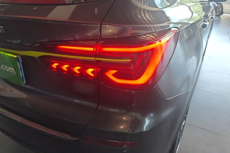 Used Roewe RX5 2021 PLUS 330TGI Automatic National Trend Intelligent Deluxe Edition Right Rear Taillight