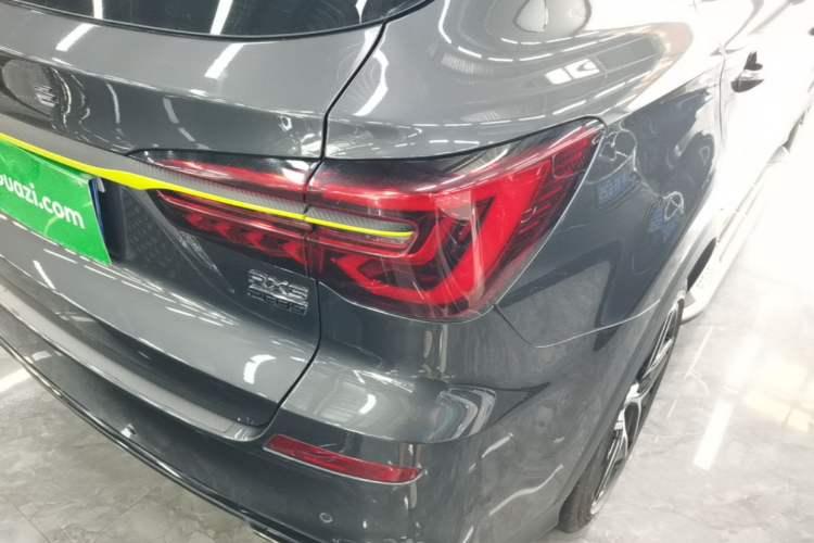 Used Roewe RX5 2021 PLUS 330TGI Automatic National Style Smart Enjoyment Edition Right Rear Taillight