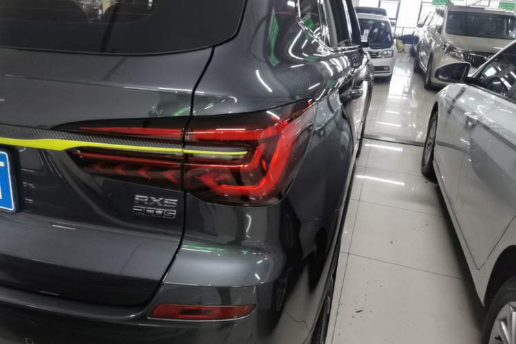 Used Roewe RX5 2021 PLUS 330TGI Automatic National Style Smart Enjoyment Edition Right Rear Taillight