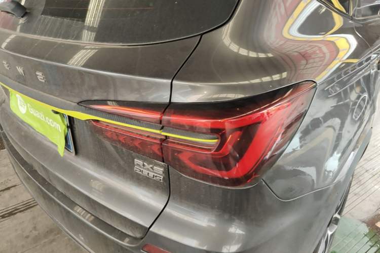 Used Roewe RX5 2021 PLUS 330TGI Automatic National Style Smart Enjoyment Edition Right Rear Taillight
