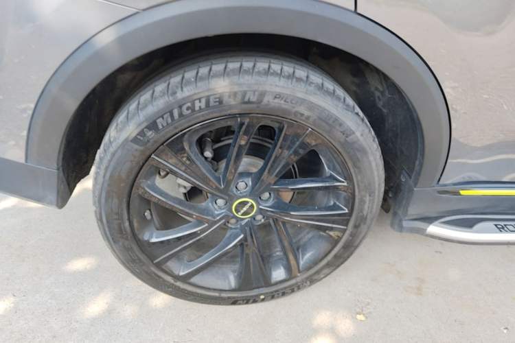 Used Roewe RX5 2021 PLUS 300TGI Automatic Ali National Trend Luxury Ronglin Edition Right Rear Wheel Hub