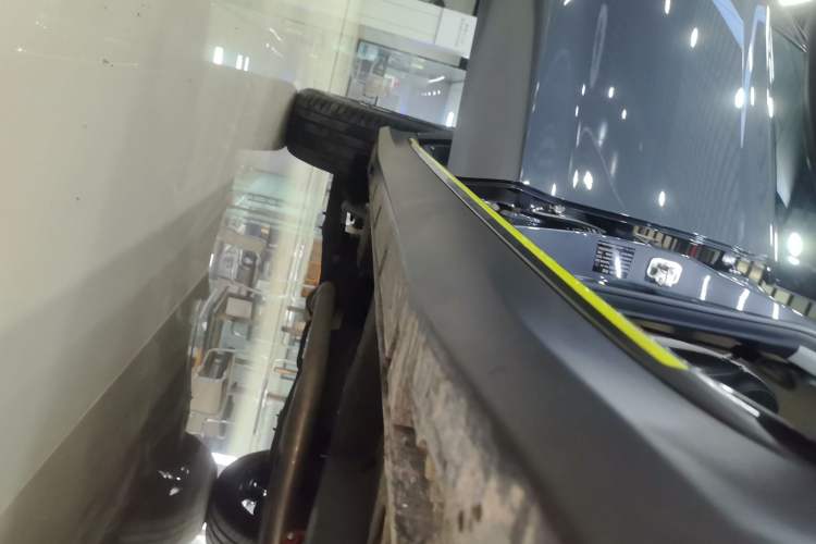 Used Roewe RX5 2021 PLUS 330TGI Automatic National Trend Intelligent Deluxe Edition Right Side Sill