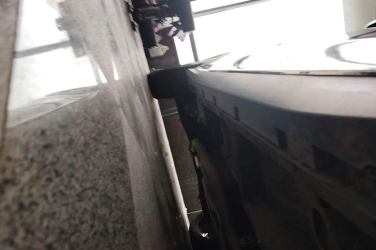 Used Roewe RX5 2021 PLUS 330TGI Automatic National Style Smart Enjoyment Edition Right Side Sill