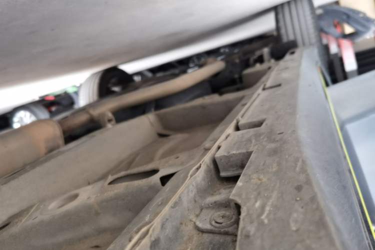 Used Roewe RX5 2021 PLUS 330TGI Automatic National Trend Intelligent Deluxe Edition Right Side Sill
