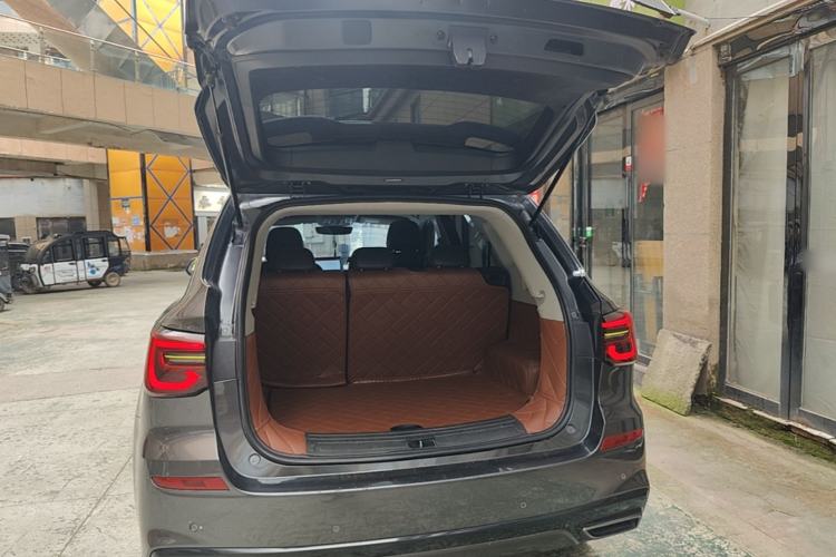 Used Roewe RX5 2021 PLUS 330TGI Automatic National Style Smart Enjoyment Edition Trunk