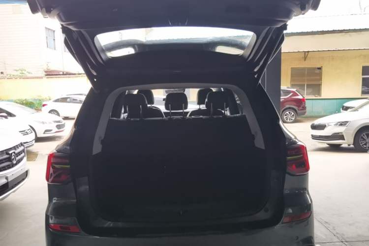 Used Roewe RX5 2021 PLUS 330TGI Automatic National Trend Intelligent Deluxe Edition Trunk