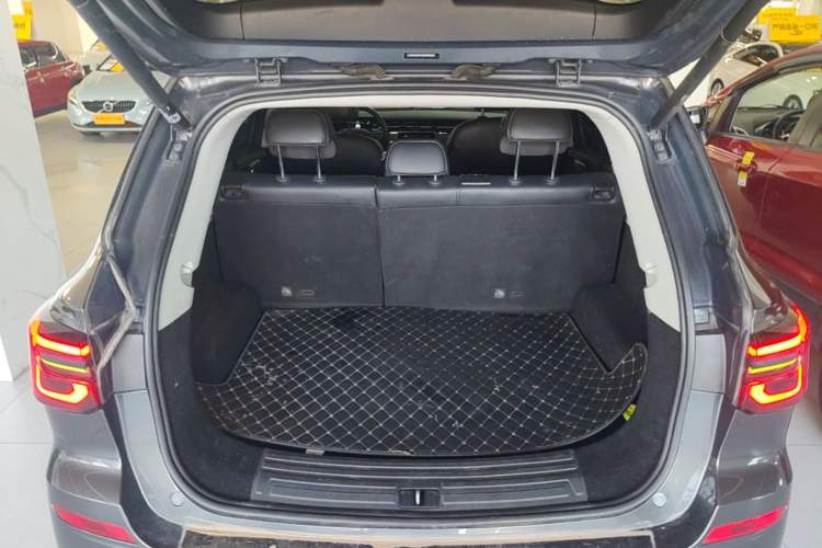 Used Roewe RX5 2021 PLUS 330TGI Automatic National Trend Intelligent Deluxe Edition Trunk