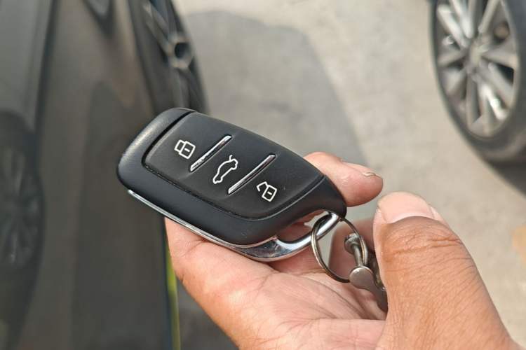 Used Roewe RX5 2021 PLUS 330TGI Automatic National Style Smart Luxury Edition Vehicle Key