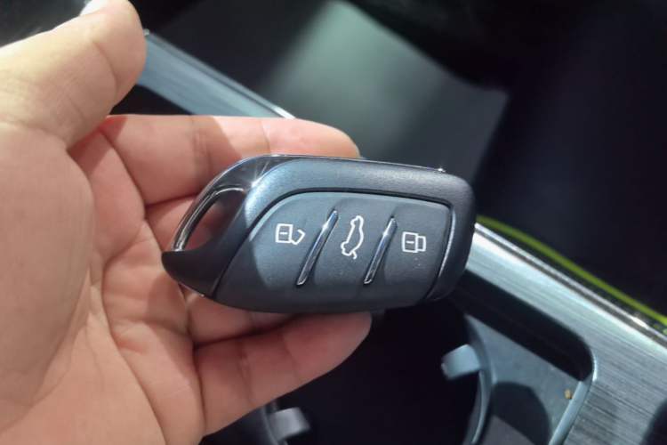 Used Roewe RX5 2021 PLUS 330TGI Automatic National Trend Intelligent Deluxe Edition Vehicle Key