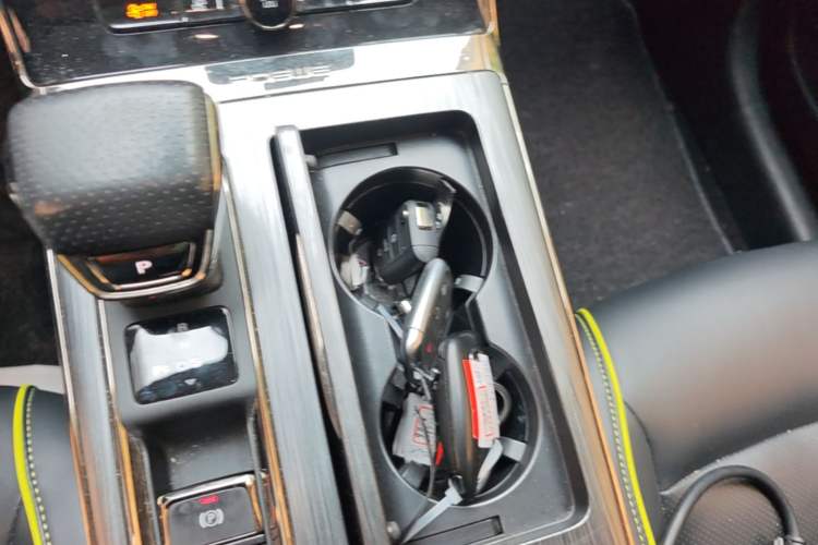 Used Roewe RX5 2021 PLUS 330TGI Automatic National Style Smart Luxury Edition Vehicle Key