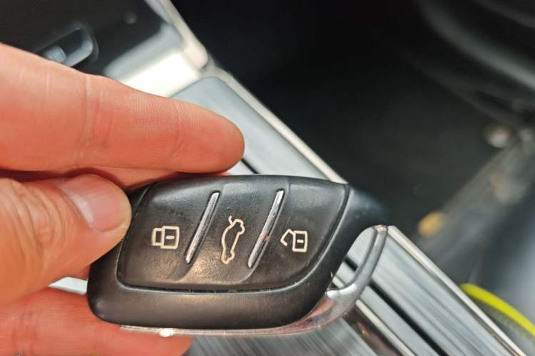 Used Roewe RX5 2021 PLUS 330TGI Automatic National Trend Intelligent Deluxe Edition Vehicle Key