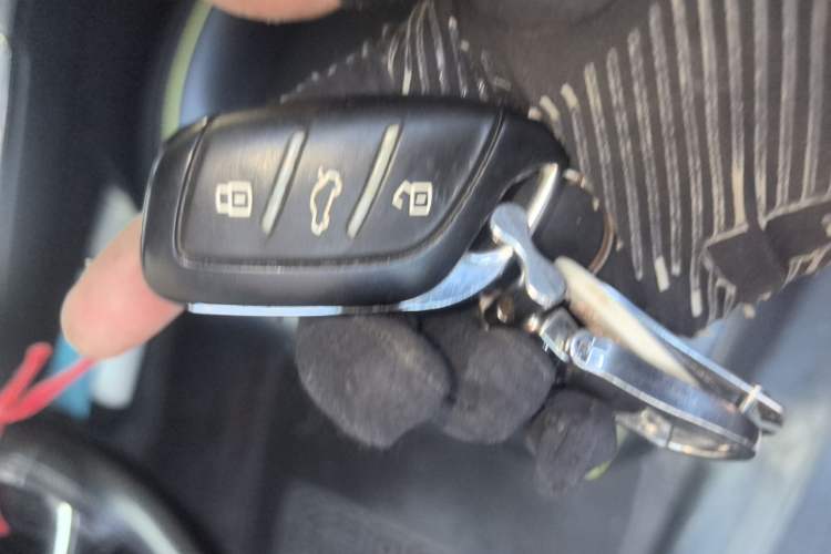 Used Roewe RX5 2021 PLUS 330TGI Automatic National Trend Intelligent Deluxe Edition Vehicle Key