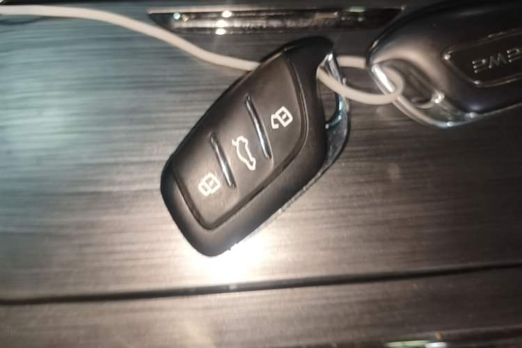 Used Roewe RX5 2021 PLUS 330TGI Automatic National Trend Intelligent Deluxe Edition Vehicle Key