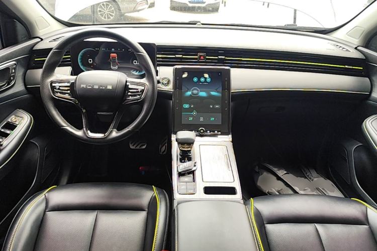 Used Roewe RX5 2021 PLUS 330TGI Automatic National Style Smart Luxury Edition Center Console