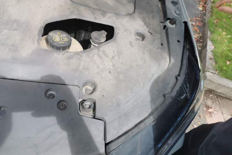 Used Roewe RX5 2021 PLUS 330TGI Automatic National Trend Intelligent Deluxe Edition Engine Bay Left