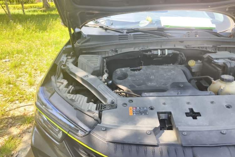 Used Roewe RX5 2021 PLUS 330TGI Automatic National Trend Intelligent Deluxe Edition Engine Bay Right