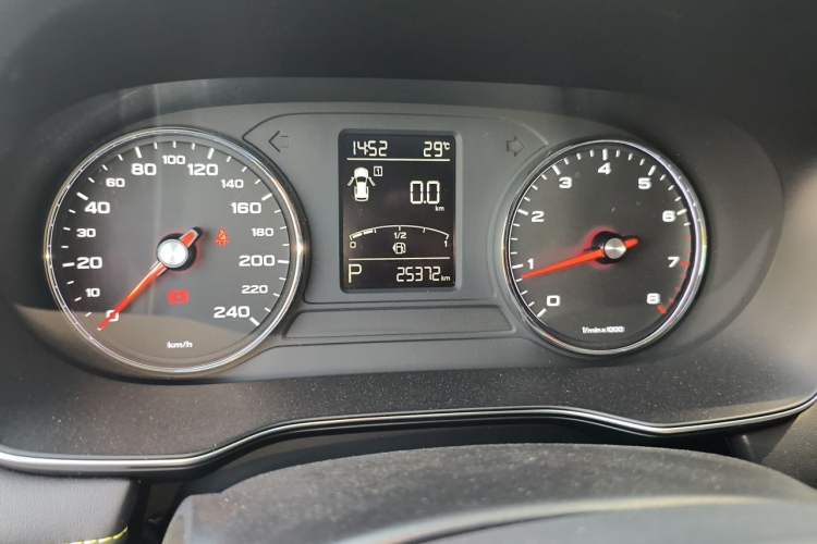 Used Roewe RX5 2021 PLUS 300TGI Automatic Ali National Trend Luxury Ronglin Edition Instrument Cluster