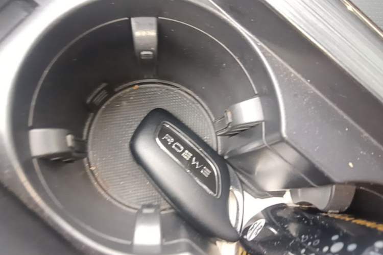 Used Roewe RX5 2021 PLUS 330TGI Automatic National Trend Intelligent Deluxe Edition Interior 1