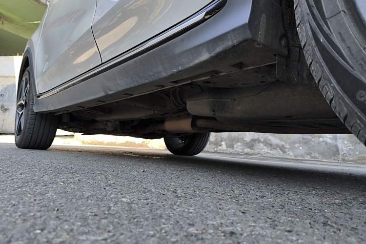 Used Roewe RX5 2021 PLUS 330TGI Automatic National Trend Intelligent Deluxe Edition Left Side Sill
