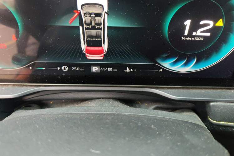 Used Roewe RX5 2021 PLUS 330TGI Automatic National Style Smart Enjoyment Edition Odometer Close Up
