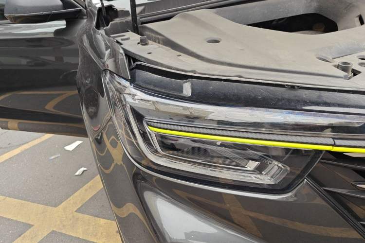 Used Roewe RX5 2021 PLUS 330TGI Automatic National Style Smart Enjoyment Edition Right Front Headlight