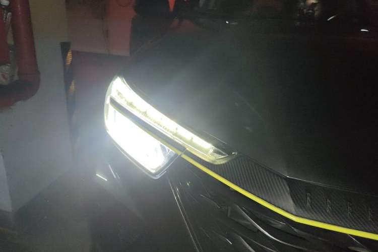 Used Roewe RX5 2021 PLUS 330TGI Automatic National Style Smart Luxury Edition Right Front Headlight