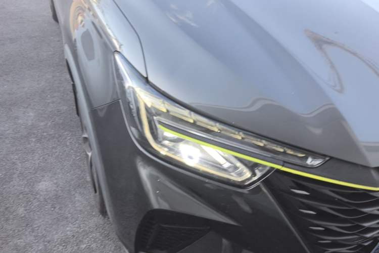 Used Roewe RX5 2021 PLUS 330TGI Automatic National Trend Intelligent Deluxe Edition Right Front Headlight