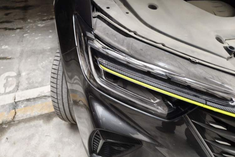 Used Roewe RX5 2021 PLUS 330TGI Automatic National Style Smart Luxury Edition Right Front Headlight