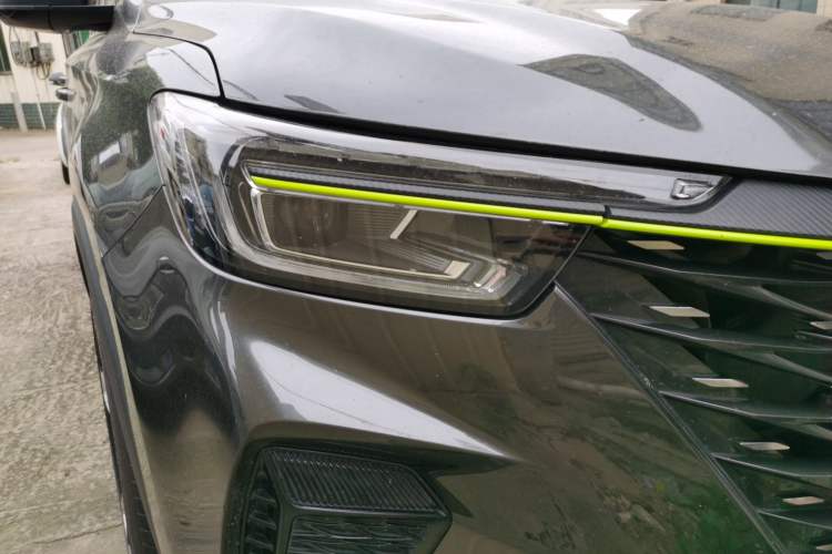 Used Roewe RX5 2021 PLUS 330TGI Automatic National Style Smart Enjoyment Edition Right Front Headlight